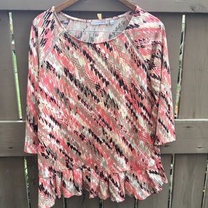 Pretty, lightweight blouse Sz L